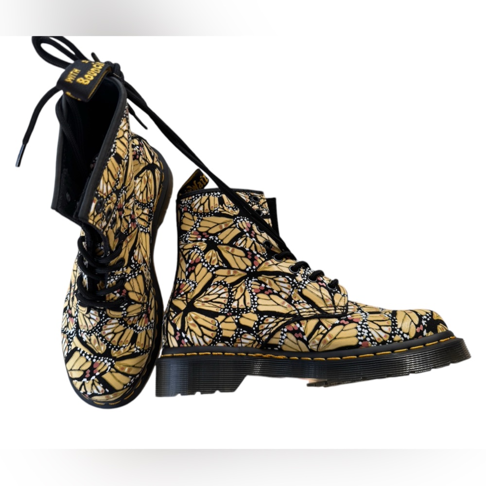 Dr. Martens Monarch Butterfly Print Lace-Up Boots - Yellow Black